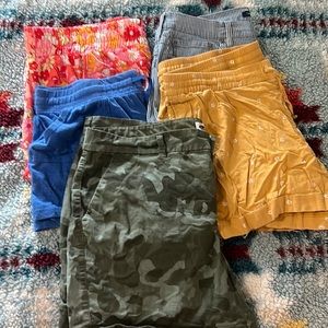 Lot- 5 pairs of shorts size 16